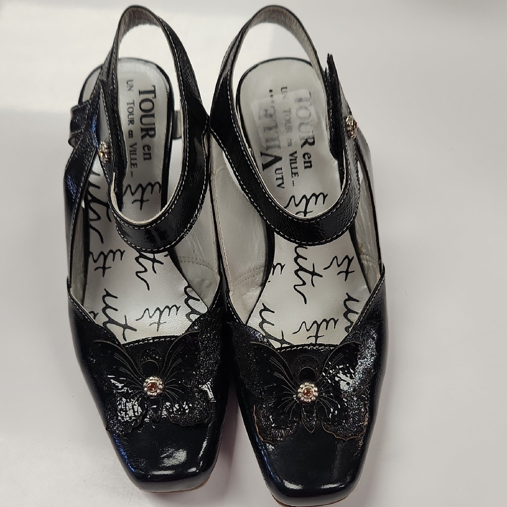 In Your End Ville Elegant Black Heels with Butterfly Design (C1)